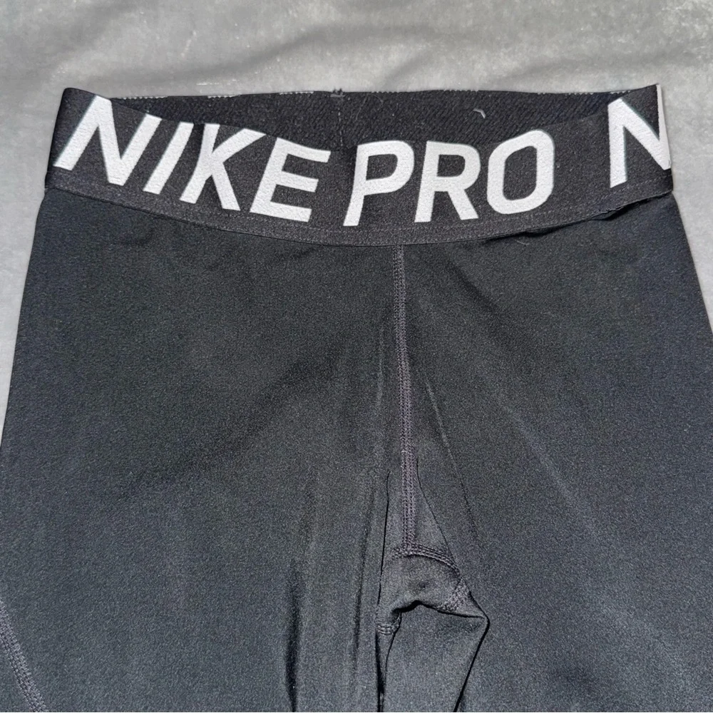 Nike pro black